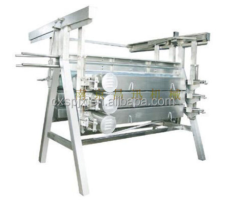 Machine à cueillir automatiquement les plumes de poulet